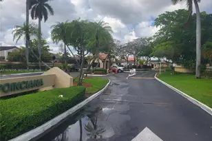 536 SW 88th Ct, Miami, FL 33174 - Photo 10