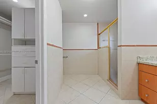 536 SW 88th Ct, Miami, FL 33174 - Photo 12