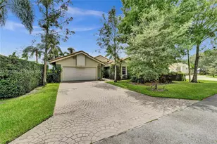 4242 NW 66th St, Coconut Creek, FL 33073 - Photo 2