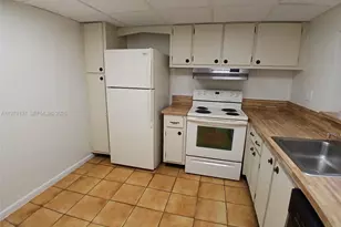 11273 SW 88th St, Miami, FL 33176 - Photo 4