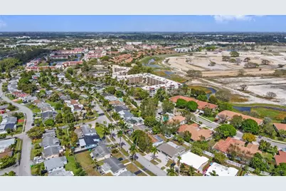 2286 NW 81st Ave, Sunrise, FL 33322 - Photo 38