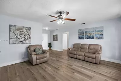 2286 NW 81st Ave, Sunrise, FL 33322 - Photo 4