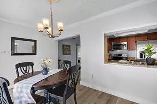 2286 NW 81st Ave, Sunrise, FL 33322 - Photo 18