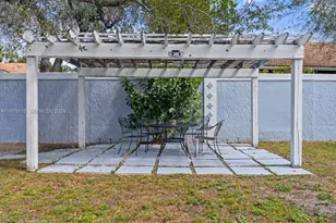 2286 NW 81st Ave, Sunrise, FL 33322 - Photo 26