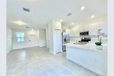 16213 SW 288th Ter #16213, Homestead, FL 33033 - Photo 8