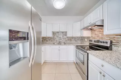 3930 SW 68th Ave, Miami, FL 33155 - Photo 2