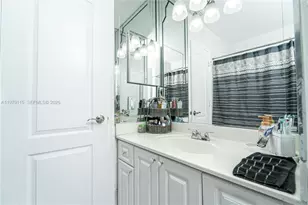 14172 NW 87th Ct, Miami Lakes, FL 33018 - Photo 18