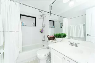 14172 NW 87th Ct, Miami Lakes, FL 33018 - Photo 24