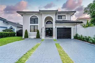 14172 NW 87th Ct, Miami Lakes, FL 33018 - Photo 2