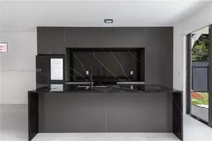 53 NW 52nd St, Miami, FL 33127 - Photo 4