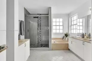 15363 NW 14th Rd, Pembroke Pines, FL 33028 - Photo 10