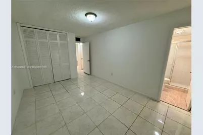 2005 Jefferson St #205, Hollywood, FL 33020 - Photo 14