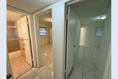 2005 Jefferson St #205, Hollywood, FL 33020 - Photo 10