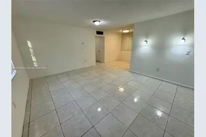 2005 Jefferson St #205, Hollywood, FL 33020 - Photo 8