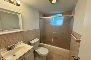 2005 Jefferson St, Hollywood, FL 33020 - Photo 18