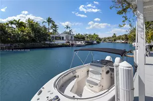 536 Jeronimo Dr, Coral Gables, FL 33146 - Photo 54
