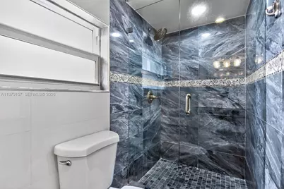 268 SE 8th Ave, Deerfield Beach, FL 33441 - Photo 8