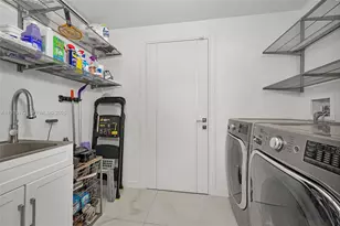 2516 NE 21st St, Fort Lauderdale, FL 33305 - Photo 12