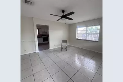 114 SW 67th Ter, Pembroke Pines, FL 33023 - Photo 8