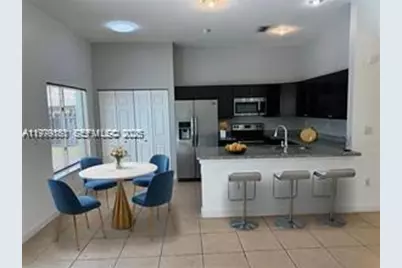 16064 SW 143rd Ln, Miami, FL 33196 - Photo 4