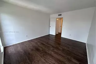 4848 NW 24th Ct, Lauderdale Lakes, FL 33313 - Photo 10