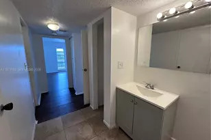 4848 NW 24th Ct, Lauderdale Lakes, FL 33313 - Photo 12