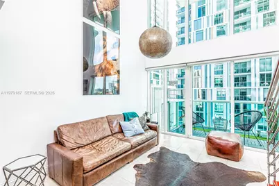 41 SE 5th St #706, Miami, FL 33131 - Photo 6