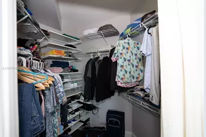 1900 N Bayshore Dr #2018, Miami, FL 33132 - Photo 14