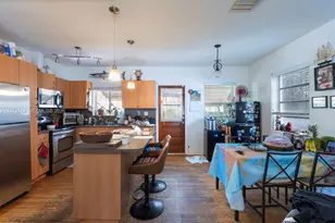 2710 SW 28th Ct, Miami, FL 33133 - Photo 8