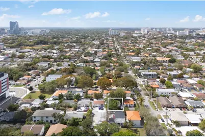 2710 SW 28th Ct, Miami, FL 33133 - Photo 18