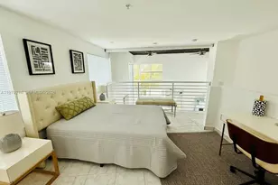 7700 Collins Ave, Miami Beach, FL 33141 - Photo 18