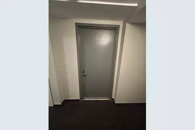 41 SE 5th St #907, Miami, FL 33131 - Photo 8