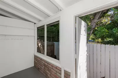 1914 Dewey St #B, Hollywood, FL 33020 - Photo 16