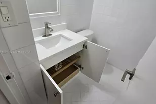 13155 Ixora Ct, North Miami, FL 33181 - Photo 14