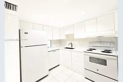 13155 Ixora Ct #310, North Miami, FL 33181 - Photo 6