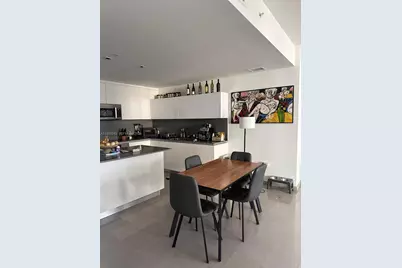 88 SW 7th St #810, Miami, FL 33130 - Photo 2