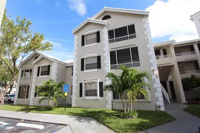 2831 N Oakland Forest Dr #309, Oakland Park, FL 33309 - Photo 1