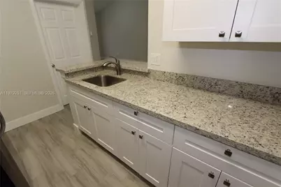 2831 N Oakland Forest Dr #309, Oakland Park, FL 33309 - Photo 4