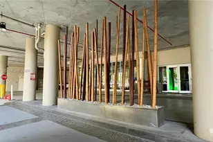 10 SW South River Dr, Miami, FL 33130 - Photo 34