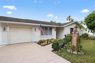 10230 SW 130th Ave, Miami, FL 33186 - Photo 2