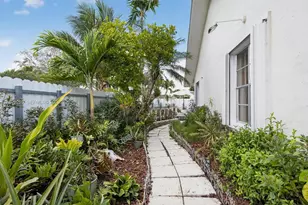 10230 SW 130th Ave, Miami, FL 33186 - Photo 14