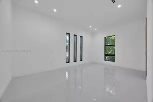 472 S Royal Poinciana Blvd, Miami Springs, FL 33166 - Photo 18