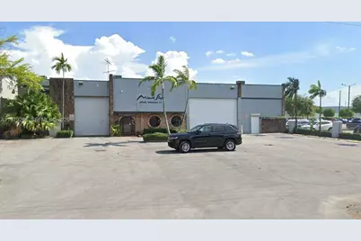 7480 NW 52nd St, Miami, FL 33166 - Photo 2