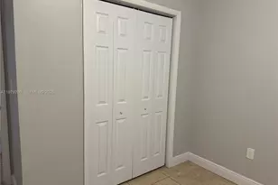 4734 SW 4th St, Miami, FL 33134 - Photo 8