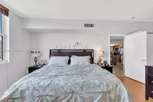 1555 N Treasure Dr, North Bay Village, FL 33141 - Photo 20