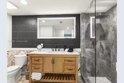 2211 NE 35th Ct, Lighthouse Point, FL 33064 - Photo 4