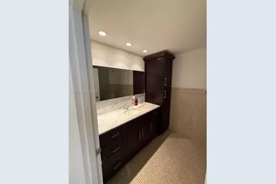 5255 Collins Ave #7B, Miami Beach, FL 33140 - Photo 4