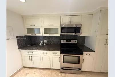 5255 Collins Ave #7B, Miami Beach, FL 33140 - Photo 22