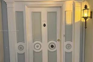 5255 Collins Ave, Miami Beach, FL 33140 - Photo 2