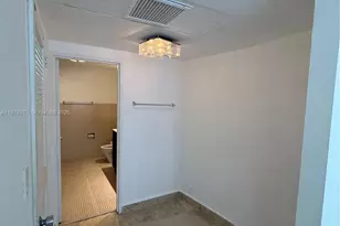 5255 Collins Ave, Miami Beach, FL 33140 - Photo 12